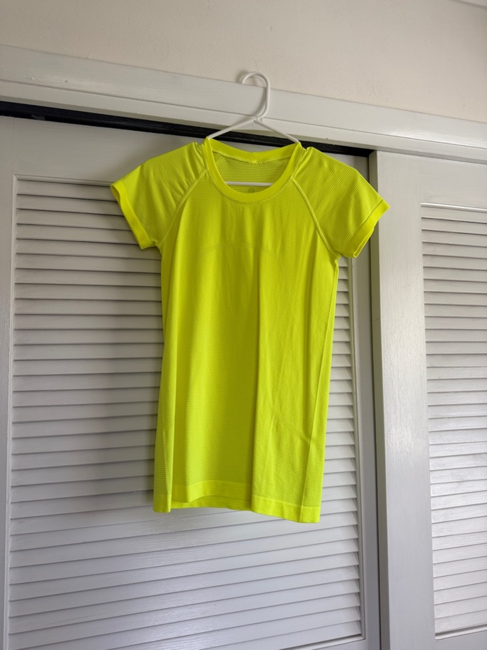 lululemon athletica Neon Yellow Short Sleeve Tee